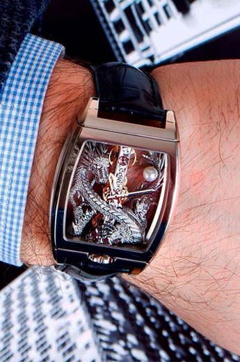 Corum golden bridge 2025 dragon
