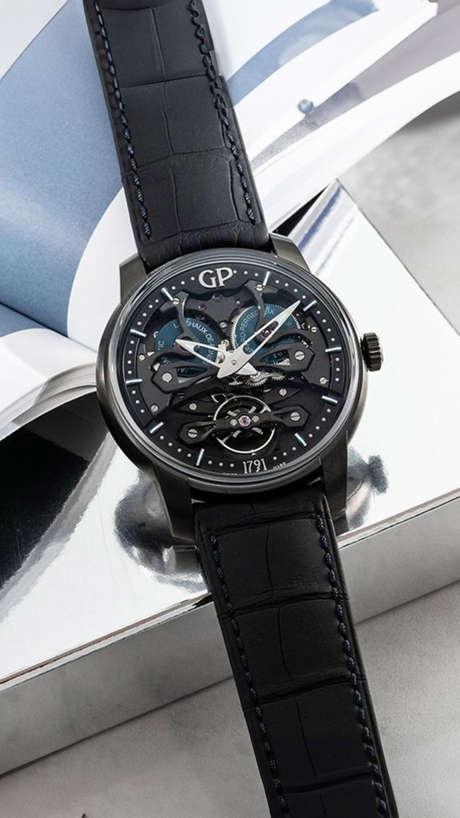 Girard-Perregaux Neo Bridge Earth to Sky Edition