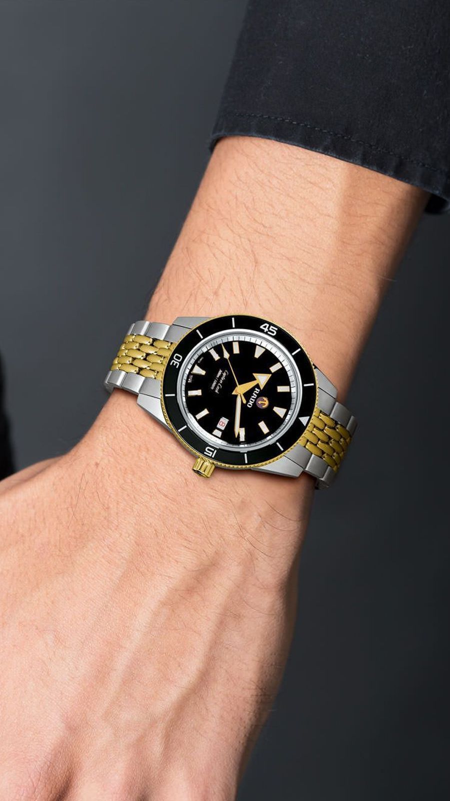 Rado Captain Cook