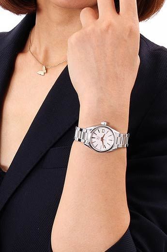 TAG Heuer Calibre 9 28 mm Watch in Silver Dial