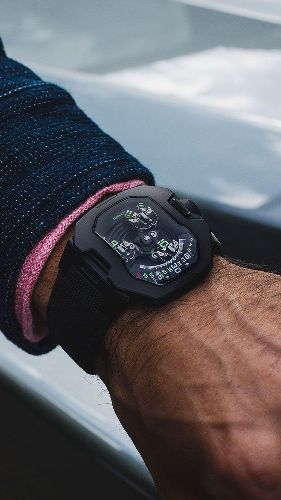 Urwerk UR-Satellite