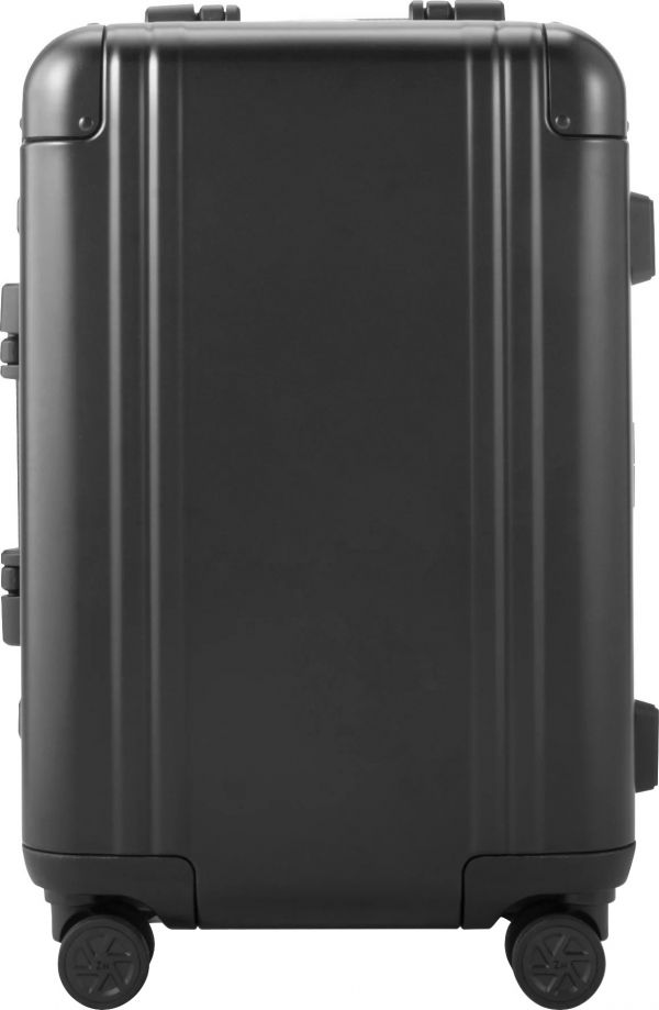 Zero Halliburton Classic Aluminum Carry On 33l, Black Ethos