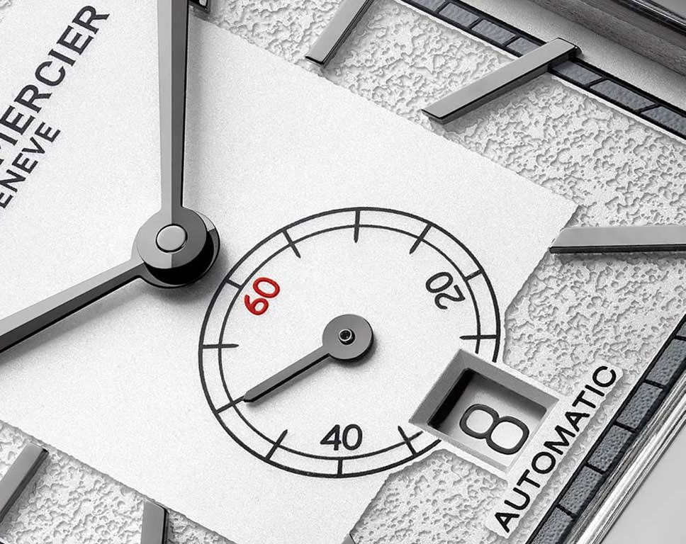 Baume & Mercier Hampton  Silver Dial 31 mm Automatic Watch For Men - 4