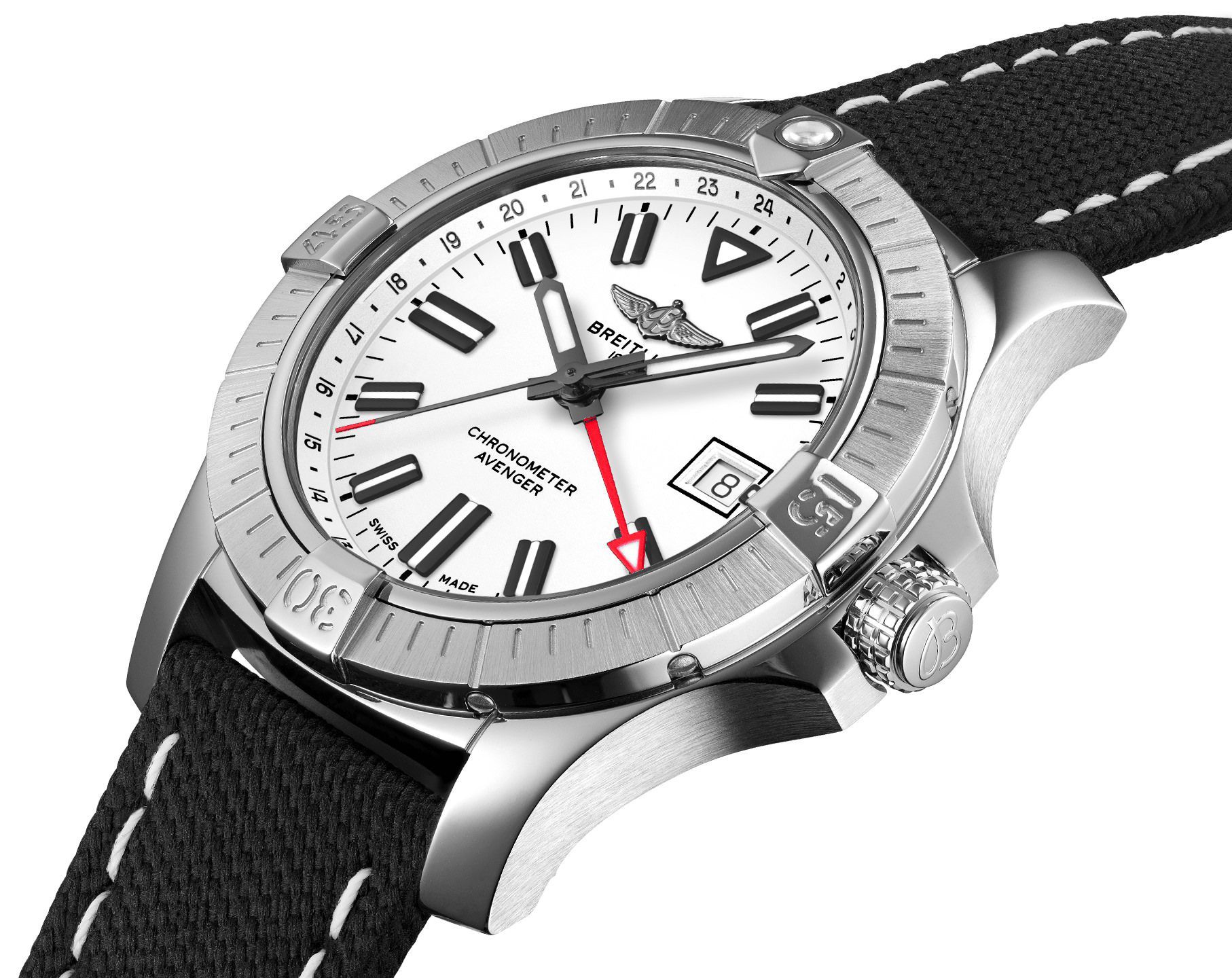 Breitling avenger best sale gmt 43 review