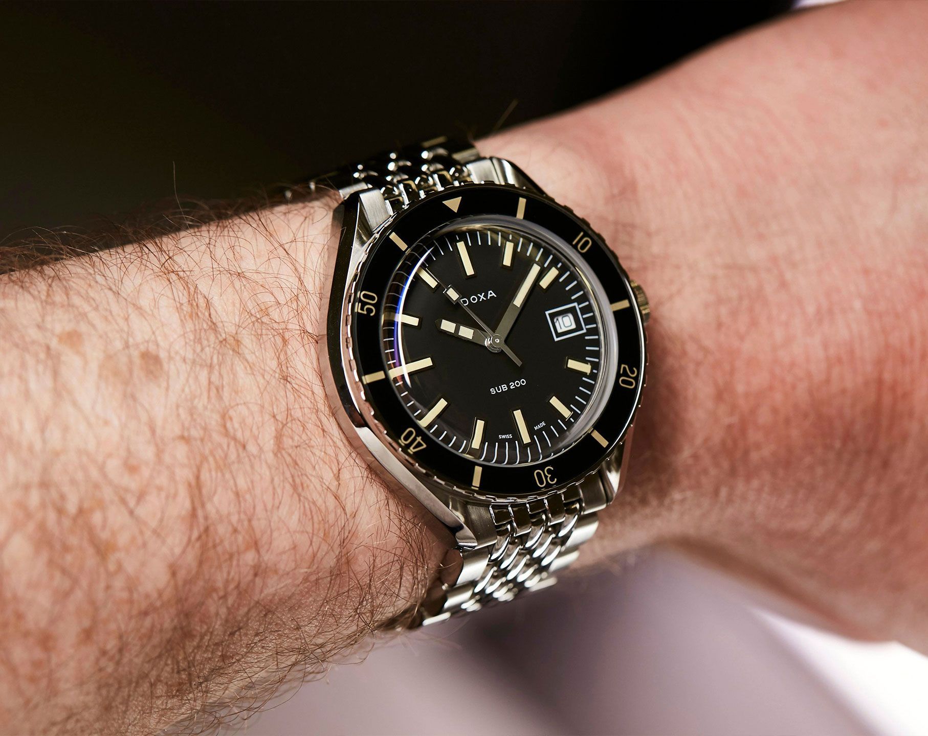 Doxa Sharkhunter 42 mm Watch in Black Dial For Men - 6