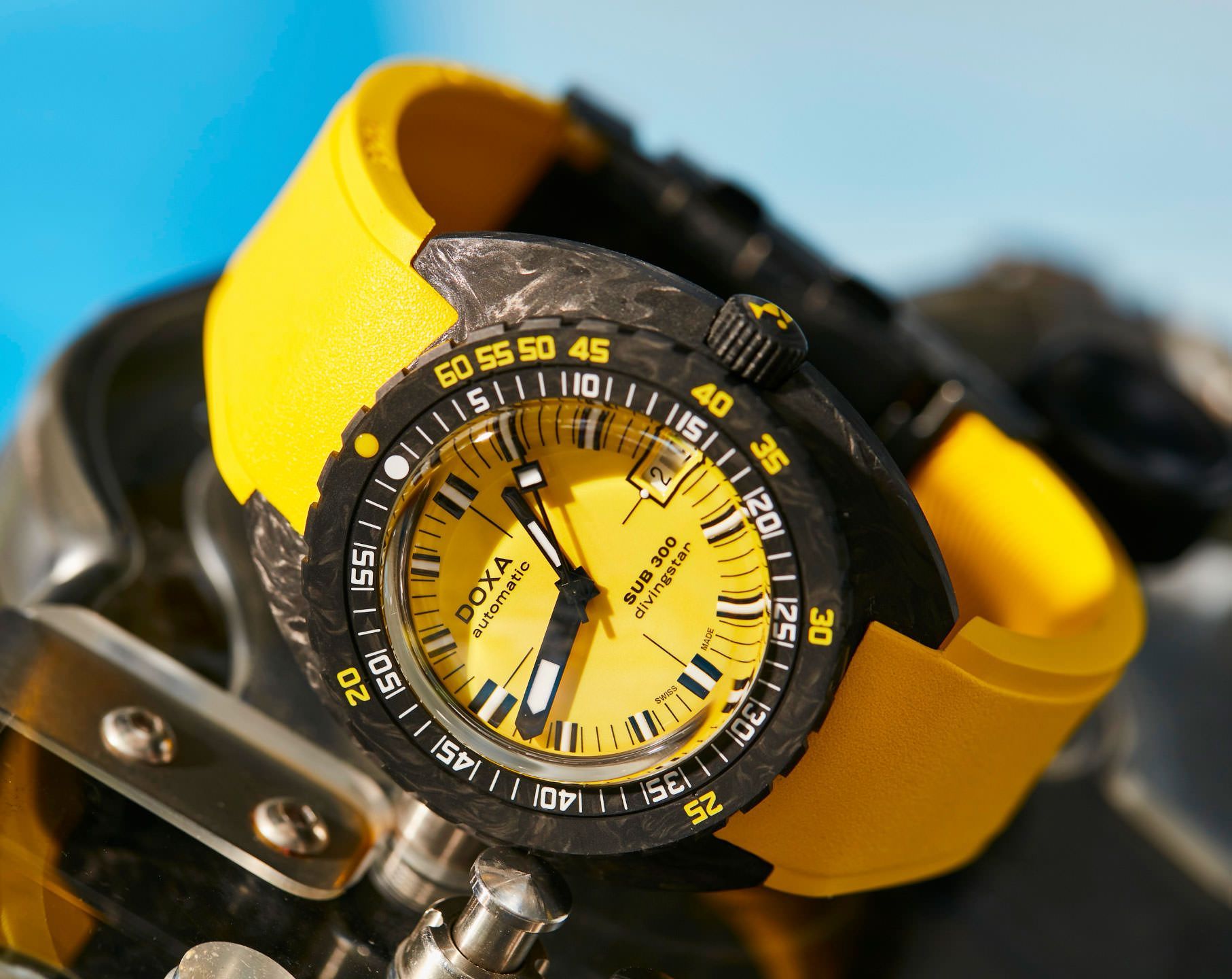 Doxa Divingstar 42.5 mm Watch in Yellow Dial For Men - 8