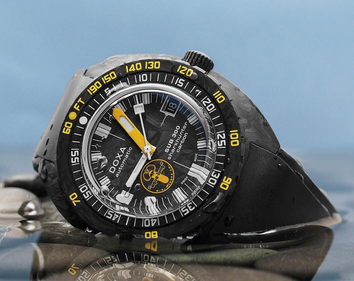 Doxa Sharkhunter 42.5 mm Watch in Black Dial For Men - 7