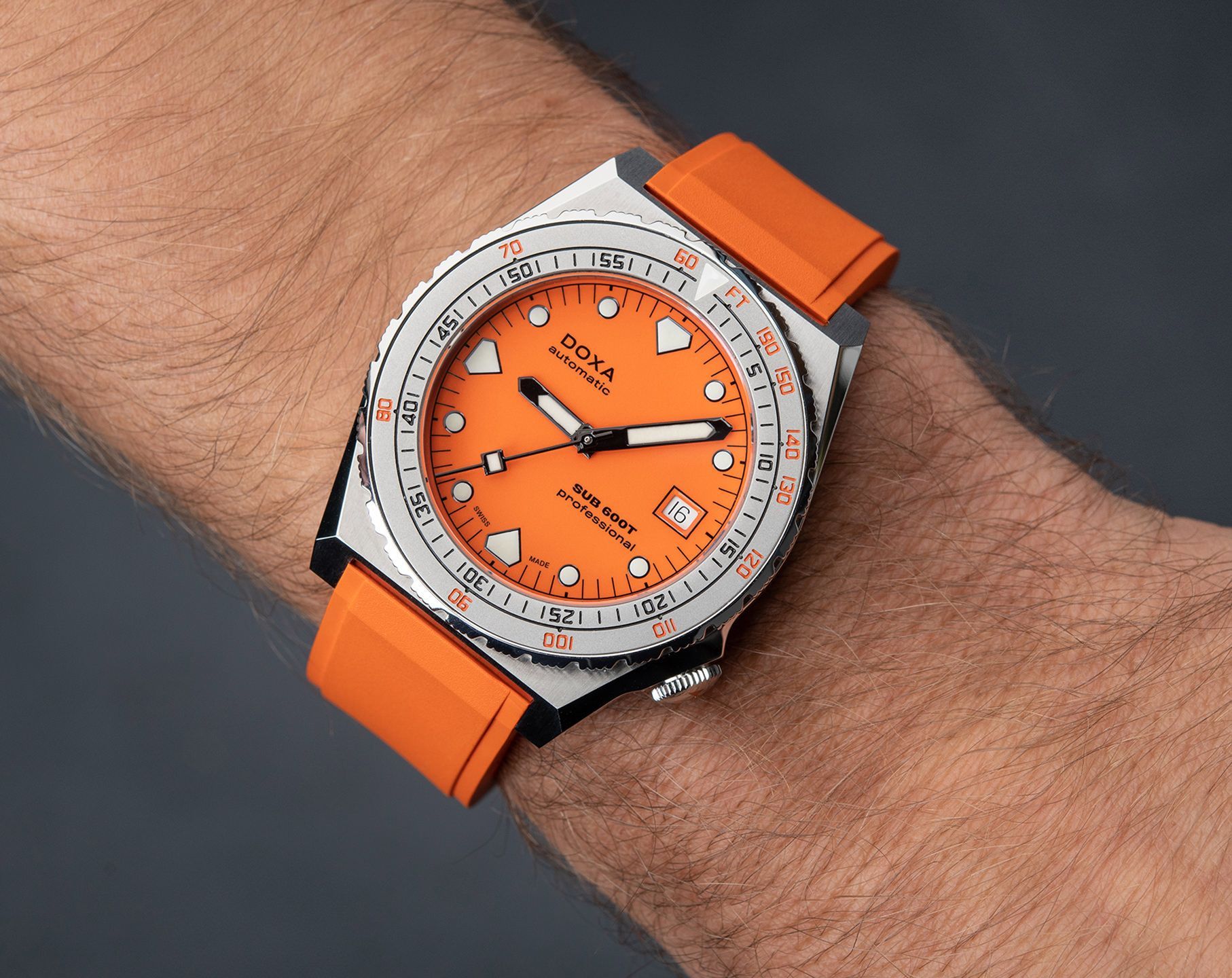 Doxa SUB 600T Professional Orange Dial 40 mm Automatic Watch For Men - 5
