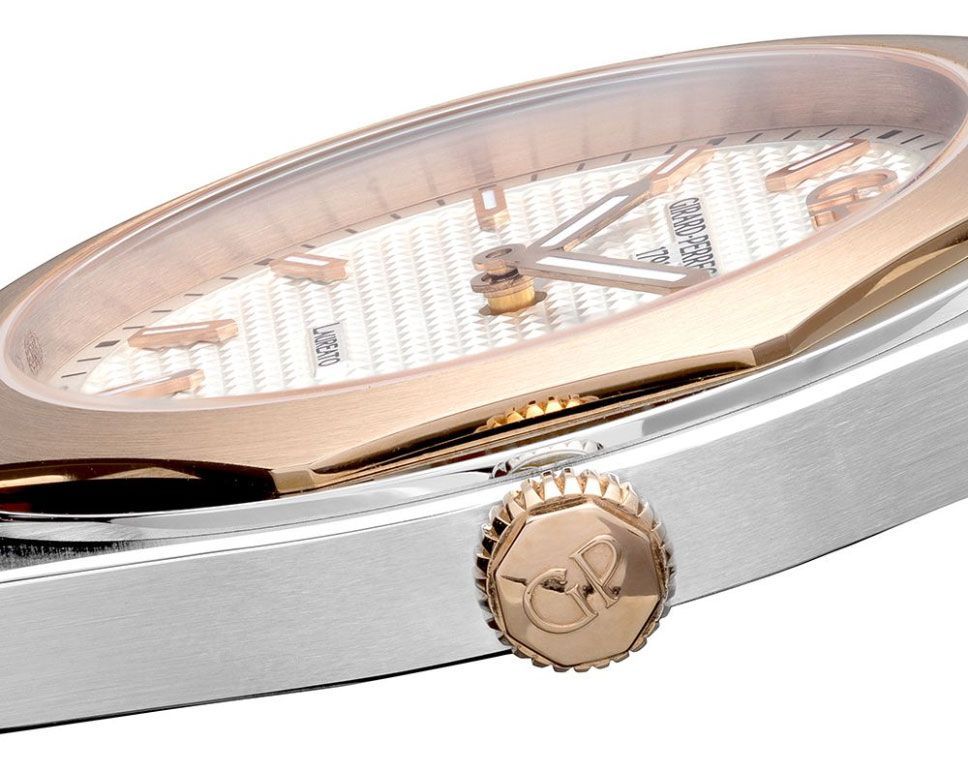 Girard-Perregaux Laureato Classic Laureato Silver Dial 34 mm Quartz Watch For Women - 3
