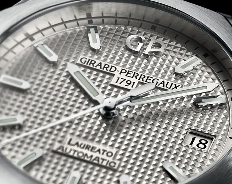 Girard-Perregaux Laureato Classic Laureato White Dial 42 mm Automatic Watch For Men - 2
