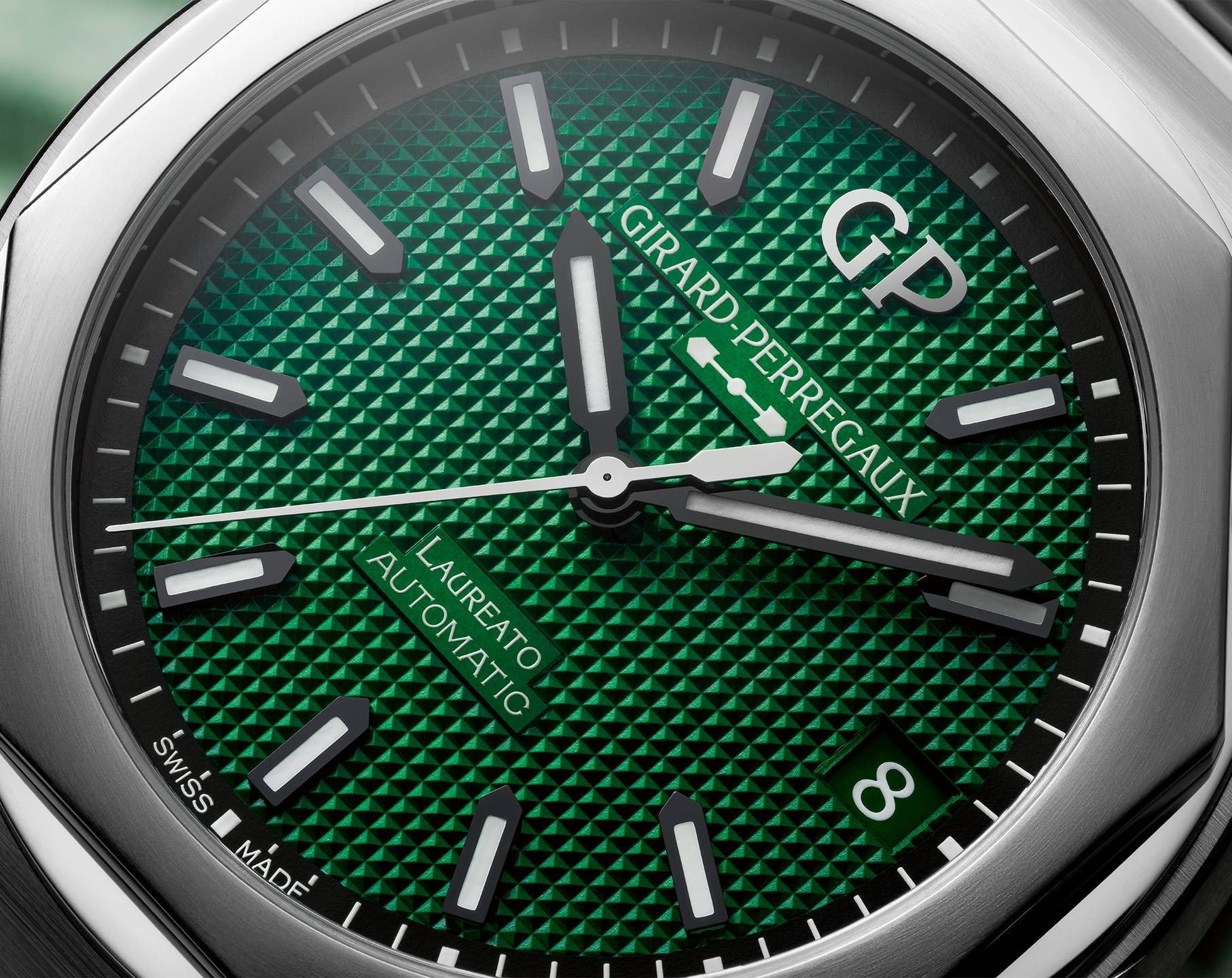 Girard-Perregaux Laureato Classic Laureato Green Dial 42 mm Automatic Watch For Men - 4