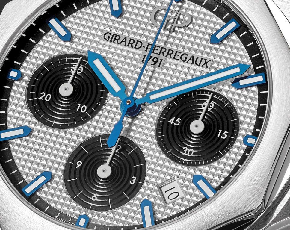 Girard-Perregaux Chronograph 42 mm Watch in Silver Dial For Men - 3