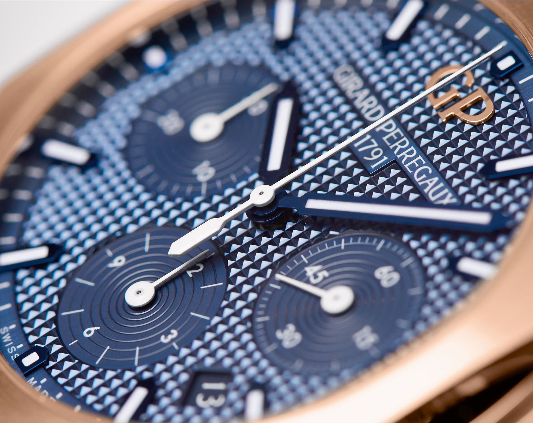 Girard-Perregaux Laureato Chronograph Blue Dial 42 mm Automatic Watch For Men - 3