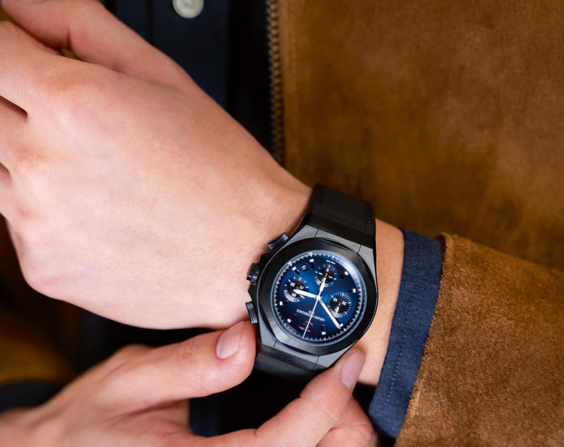 Girard-Perregaux Laureato Laureato Absolute Blue Dial 44 mm Automatic Watch For Men - 8