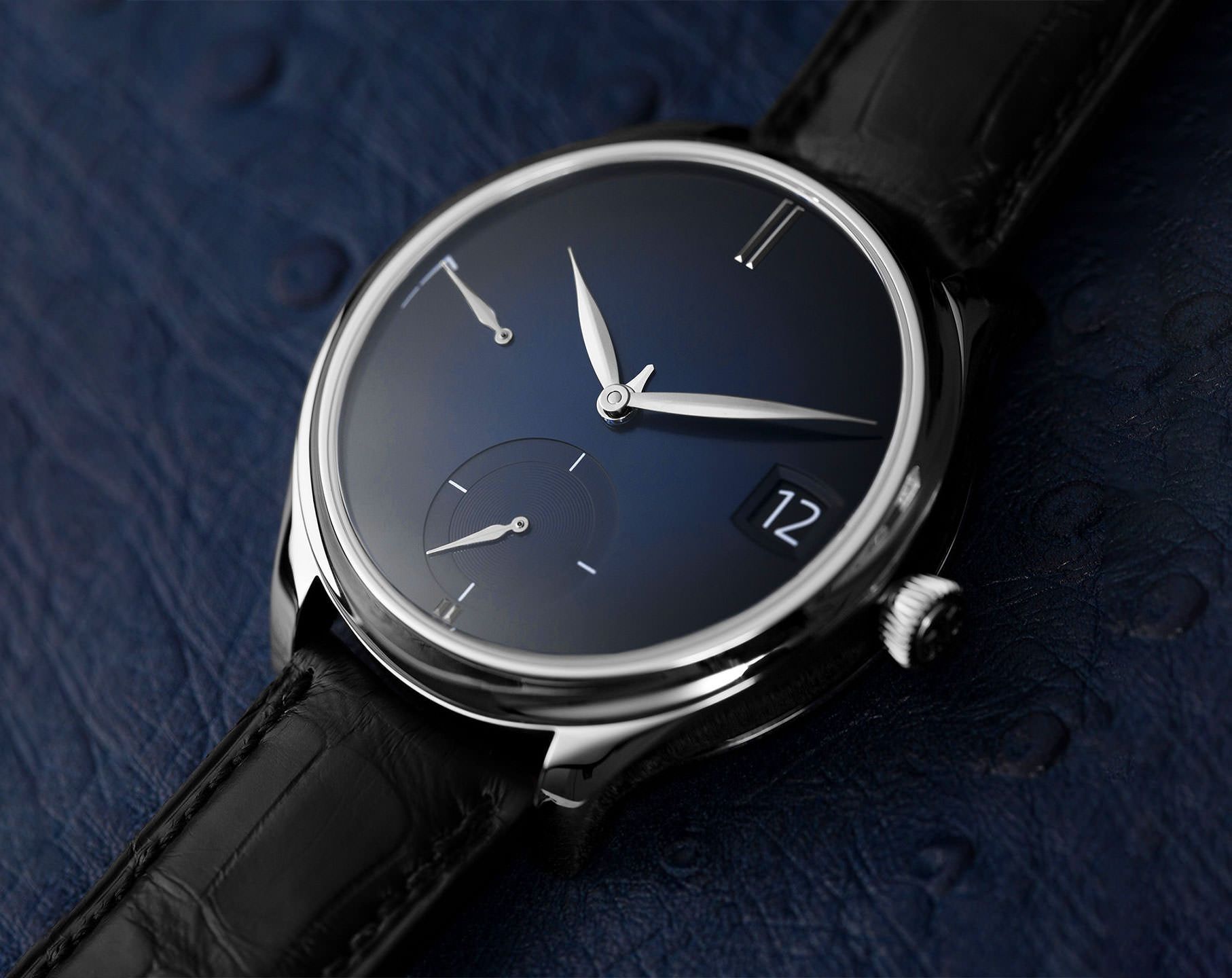 H. Moser & Cie. Endeavour Perpetual Calendar Blue Dial 42 mm Manual Winding Watch For Men - 3