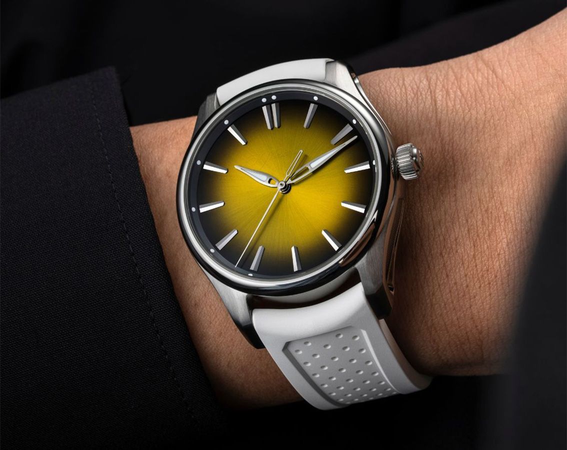 H. Moser & Cie. Pioneer Centre Seconds Yellow Dial 40 mm Automatic Watch For Men - 4