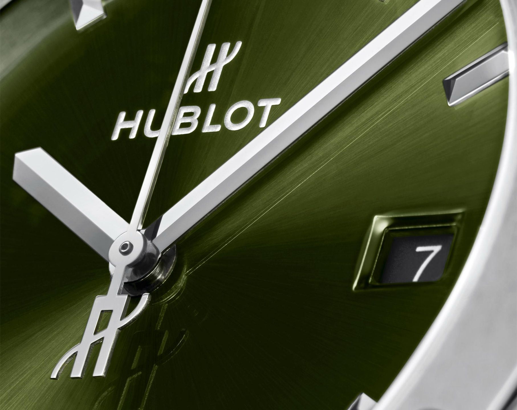 Hublot Classic Fusion 3-Hands Green Dial 42 mm Automatic Watch For Unisex - 3