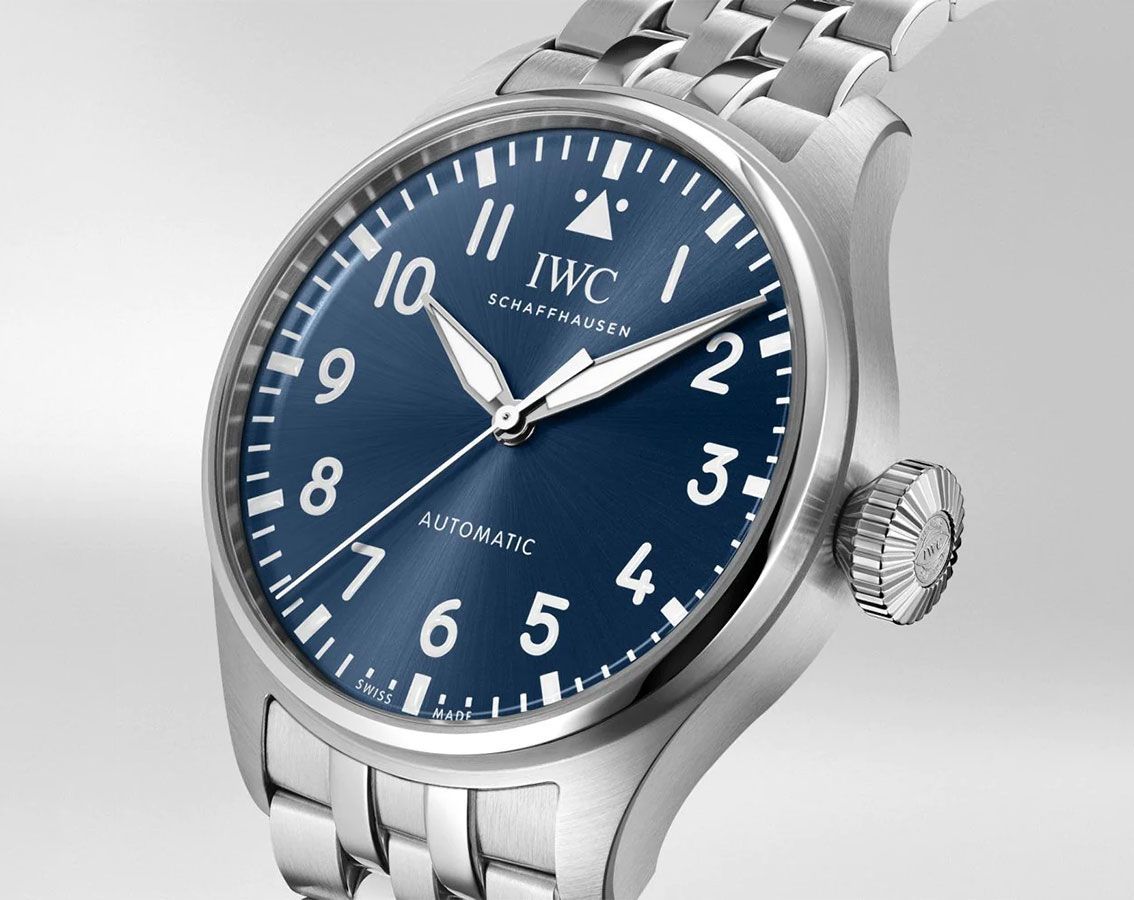 IWC Classic 43 mm Watch in Blue Dial For Men - 5