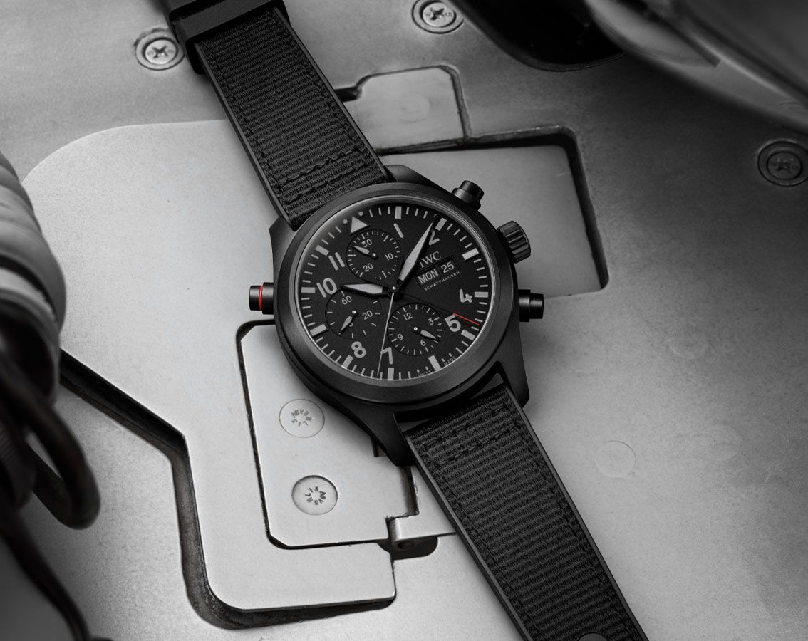 IWC Pilot’s Watches  Black Dial 44 mm Automatic Watch For Men - 3