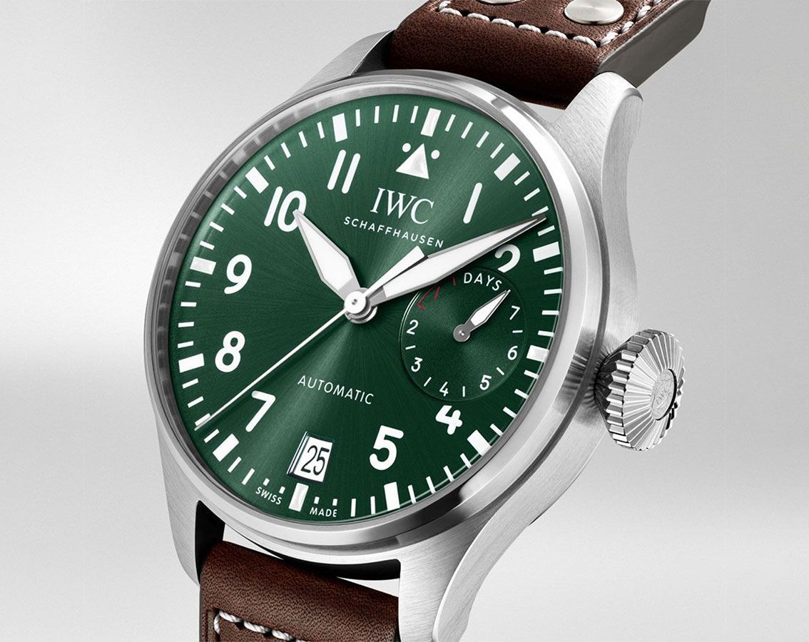 IWC Classic 46.2 mm Watch in Green Dial For Men - 3