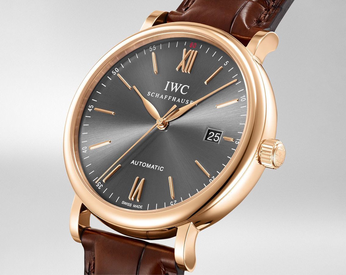 IWC  40 mm Watch in Black Dial For Men - 6