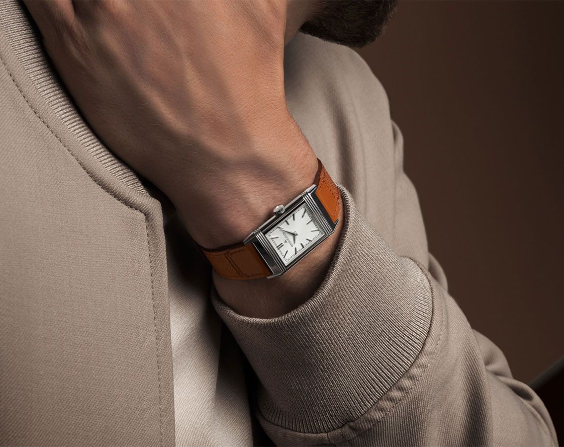 Jaeger-LeCoultre Reverso Reverso One Silver Dial 24.4 mm Manual Winding Watch For Unisex - 4