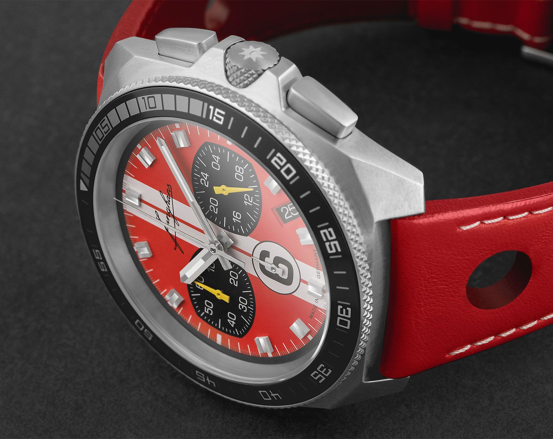Junghans 1972 1972 Chronoscope Red Dial 43.3 mm Quartz Watch For Men - 6