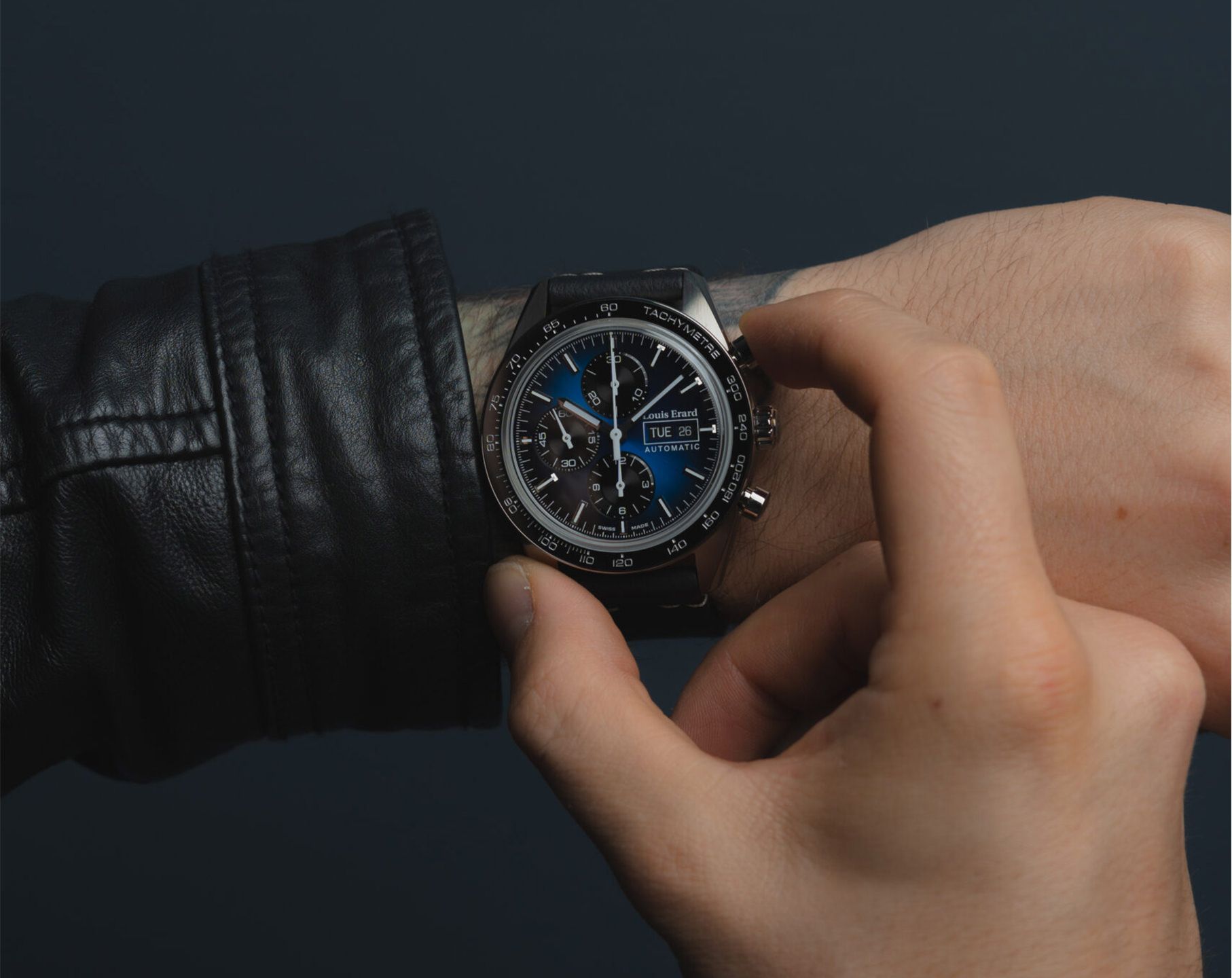 Louis Erard 2300 Titanium Blue Dial 44 mm Automatic Watch For Men - 7