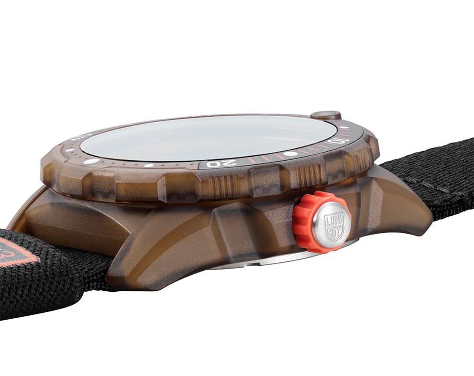 Luminox Bear Grylls Survival  Black Dial 42 mm Quartz Watch For Men - 2