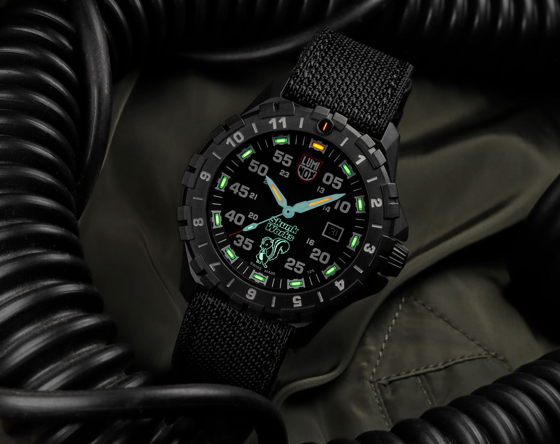 c*p様 LUMI-NOX　F117　NIGHTHAWK　SERIES 6400 s-l400.jpg
