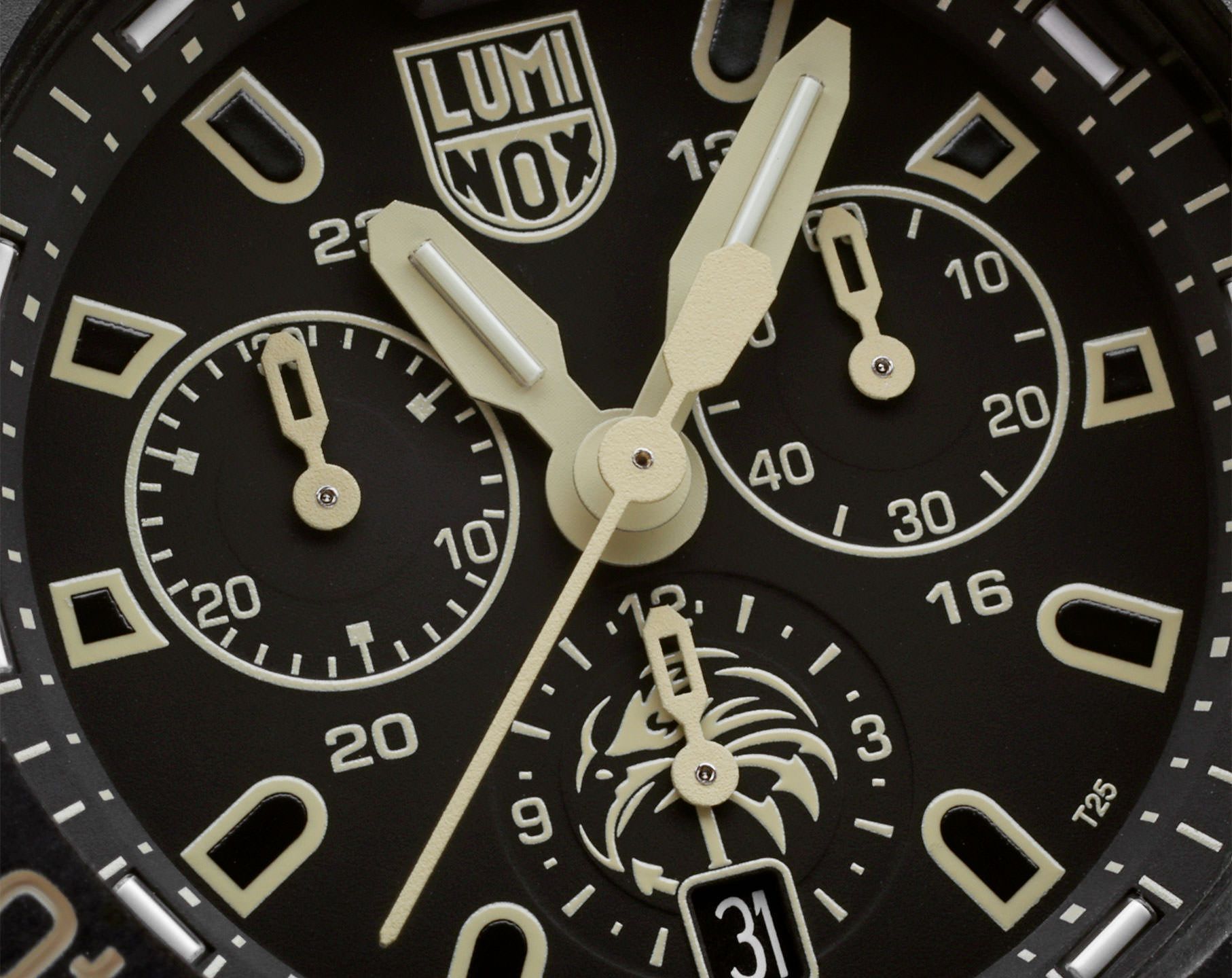 Luminox 1942 hot sale