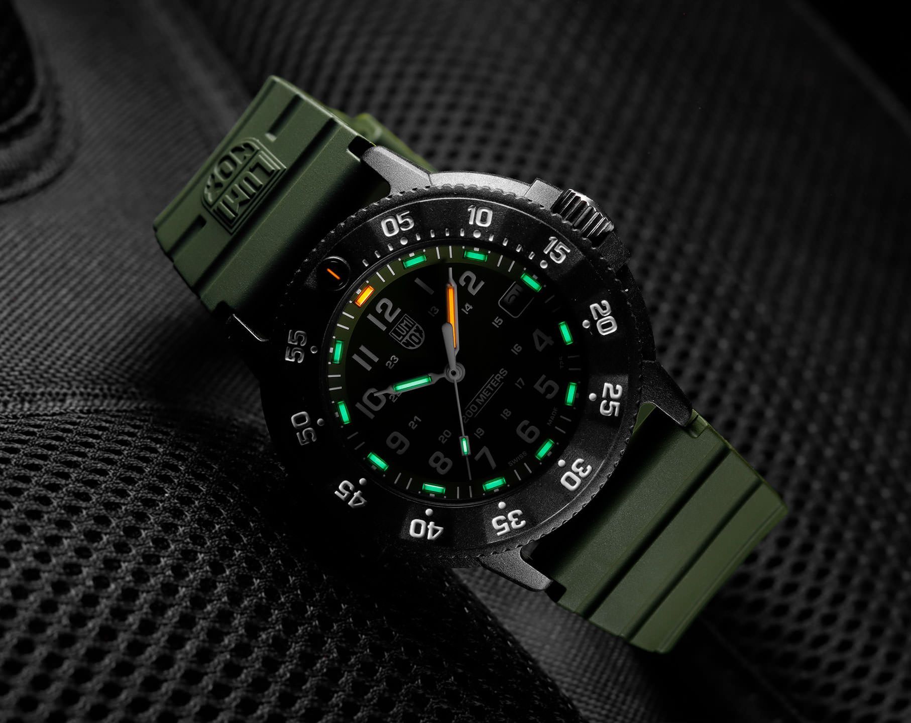 Luminox Original Navy SEAL  Green Dial 43 mm Quartz Watch For Men - 7