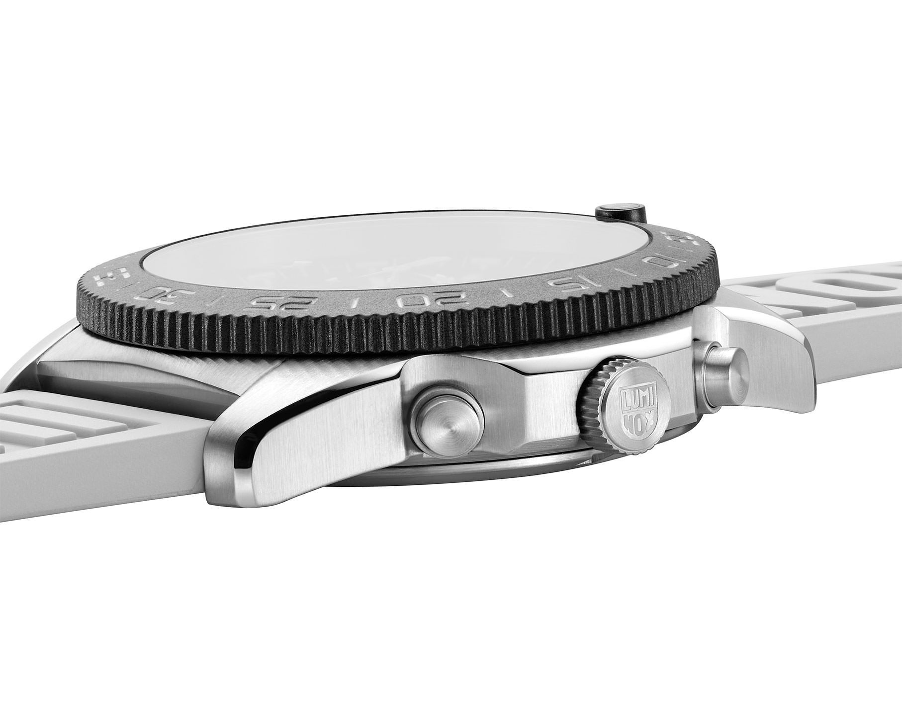 Luminox Pacific Diver  Black Dial 44 mm Quartz Watch For Men - 2
