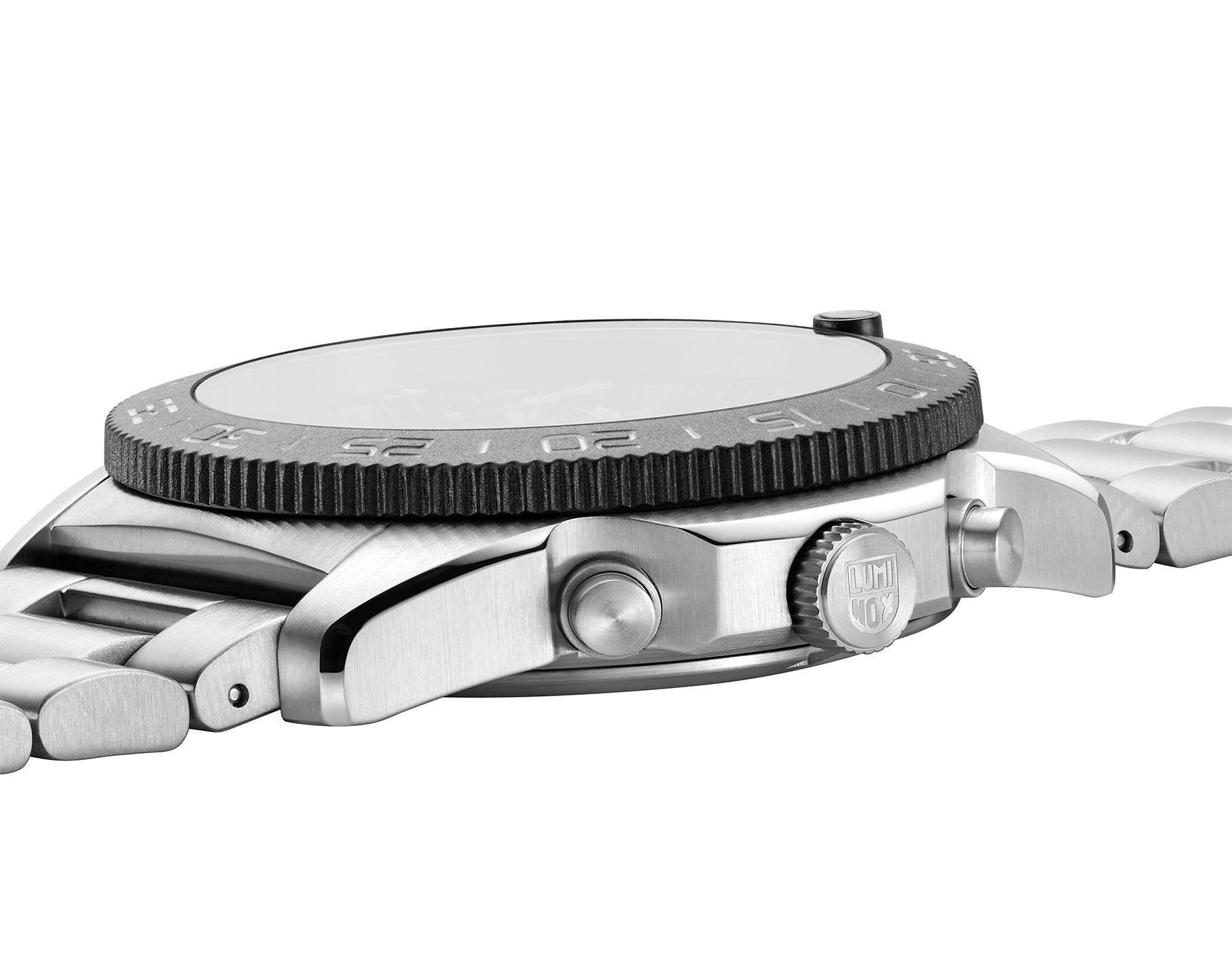 Luminox Pacific Diver  Black Dial 44 mm Quartz Watch For Men - 3