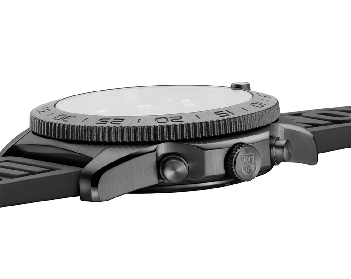 Luminox Pacific Diver  Black Dial 44 mm Quartz Watch For Men - 3