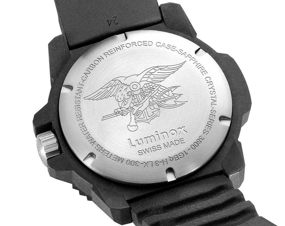 Luminox Master Carbon SEAL  Green Dial 46 mm Quartz Watch For Men - 3