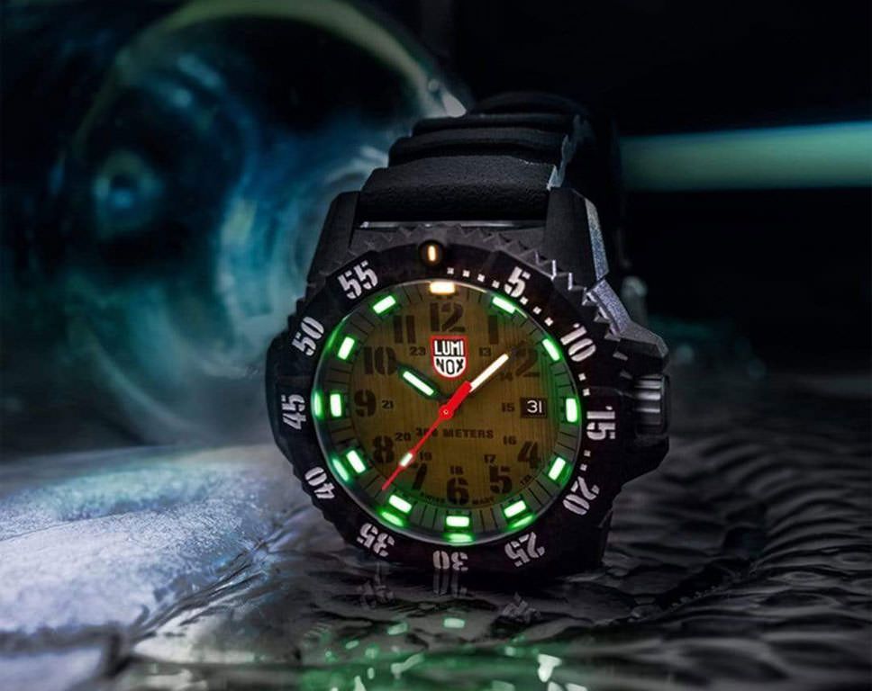 Luminox Master Carbon SEAL  Green Dial 46 mm Quartz Watch For Men - 4