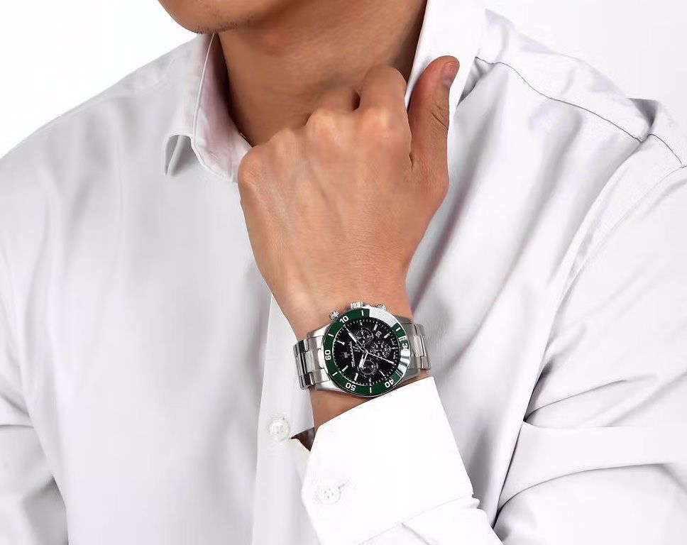 Maserati Lifestyle Competizione Black Dial 43 mm Quartz Watch For Men - 4