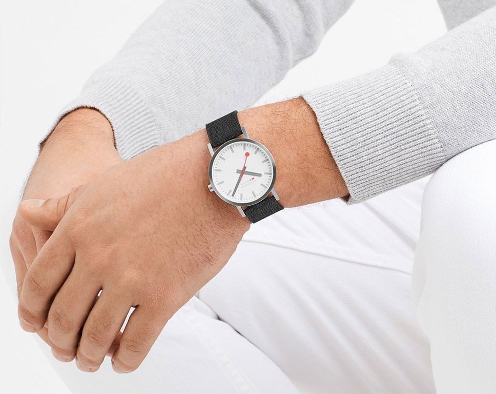 Mondaine  40 mm Watch in White Dial For Unisex - 4