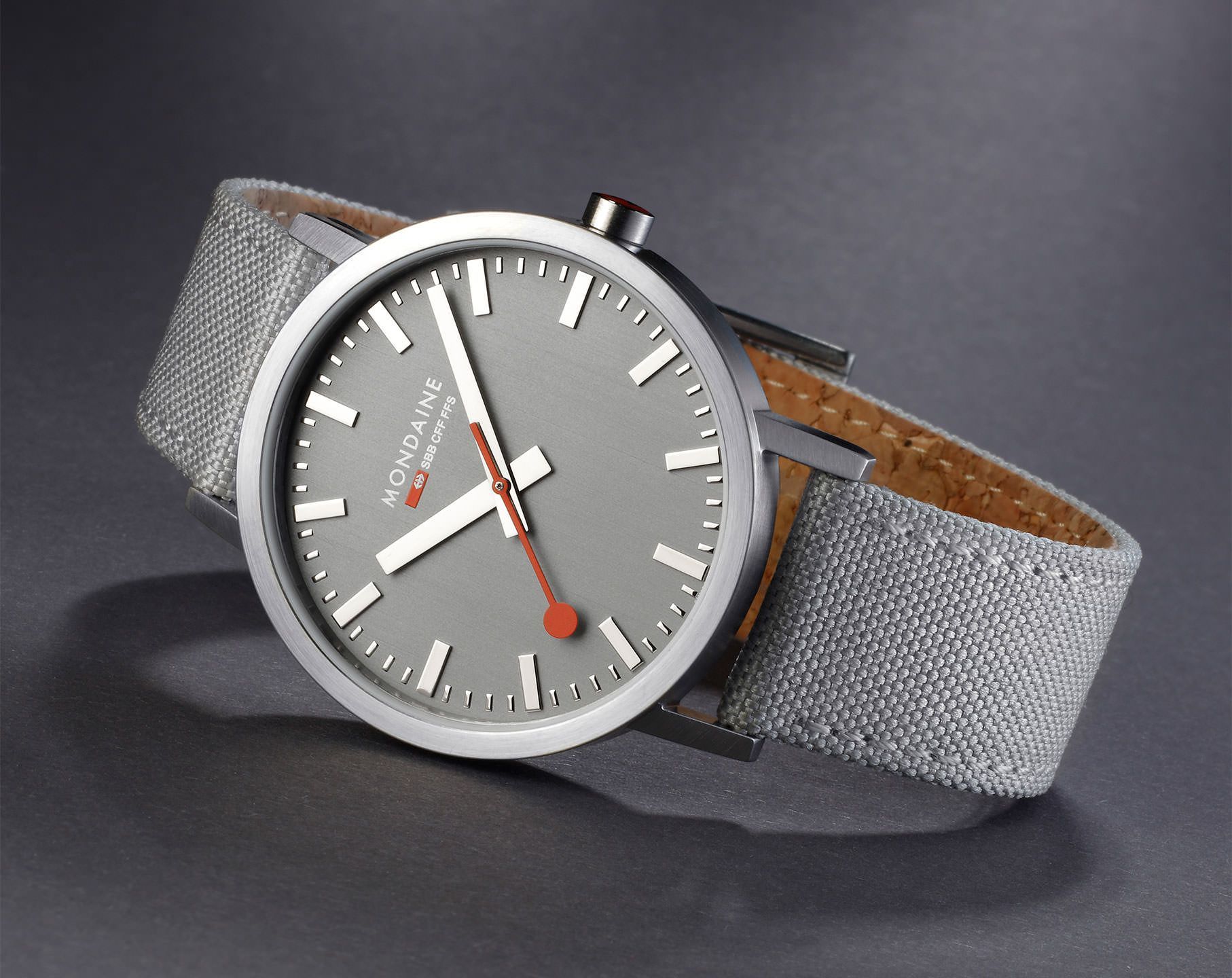 Mondaine  40 mm Watch in Grey Dial For Unisex - 5