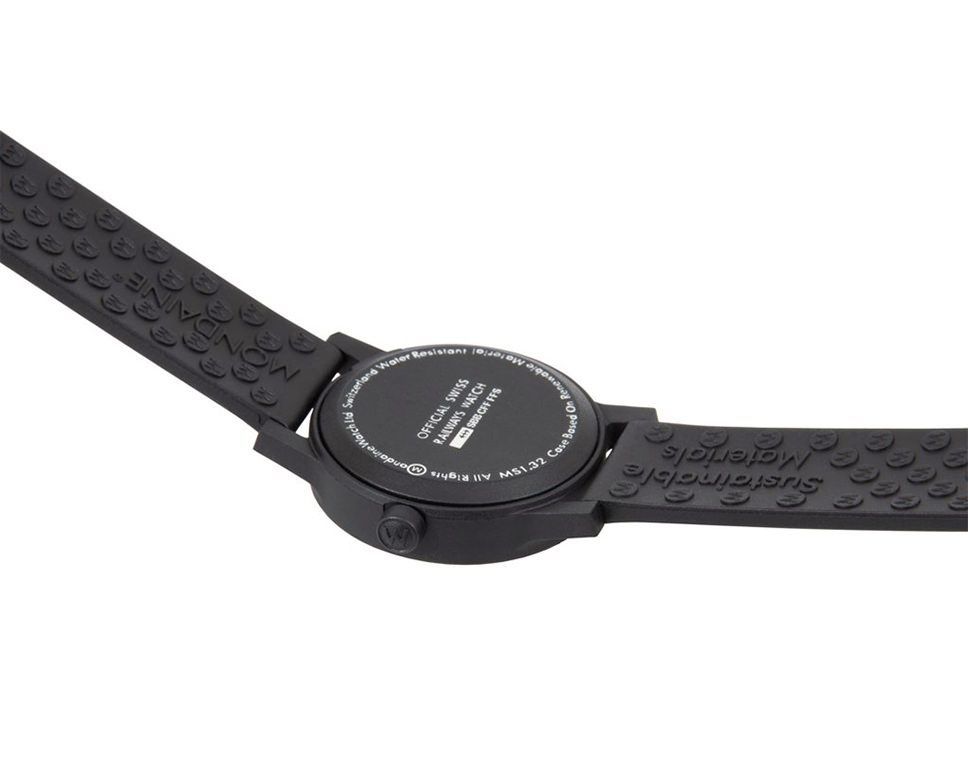 Mondaine  32 mm Watch in Black Dial For Unisex - 3