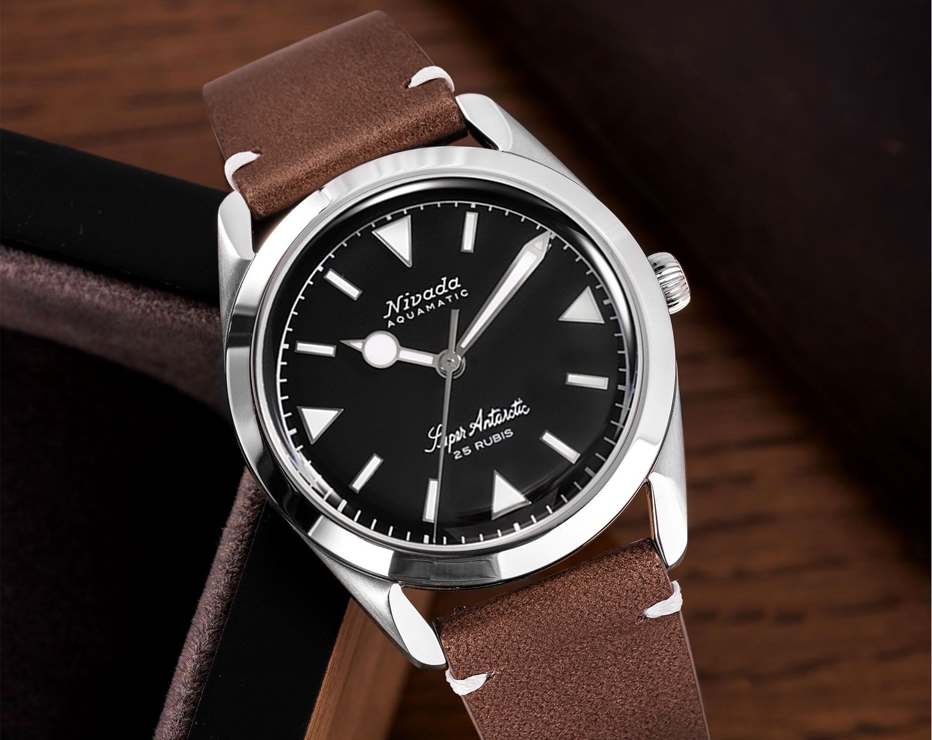 Nivada Grenchen Antarctic Automatic Watch | 32025A02