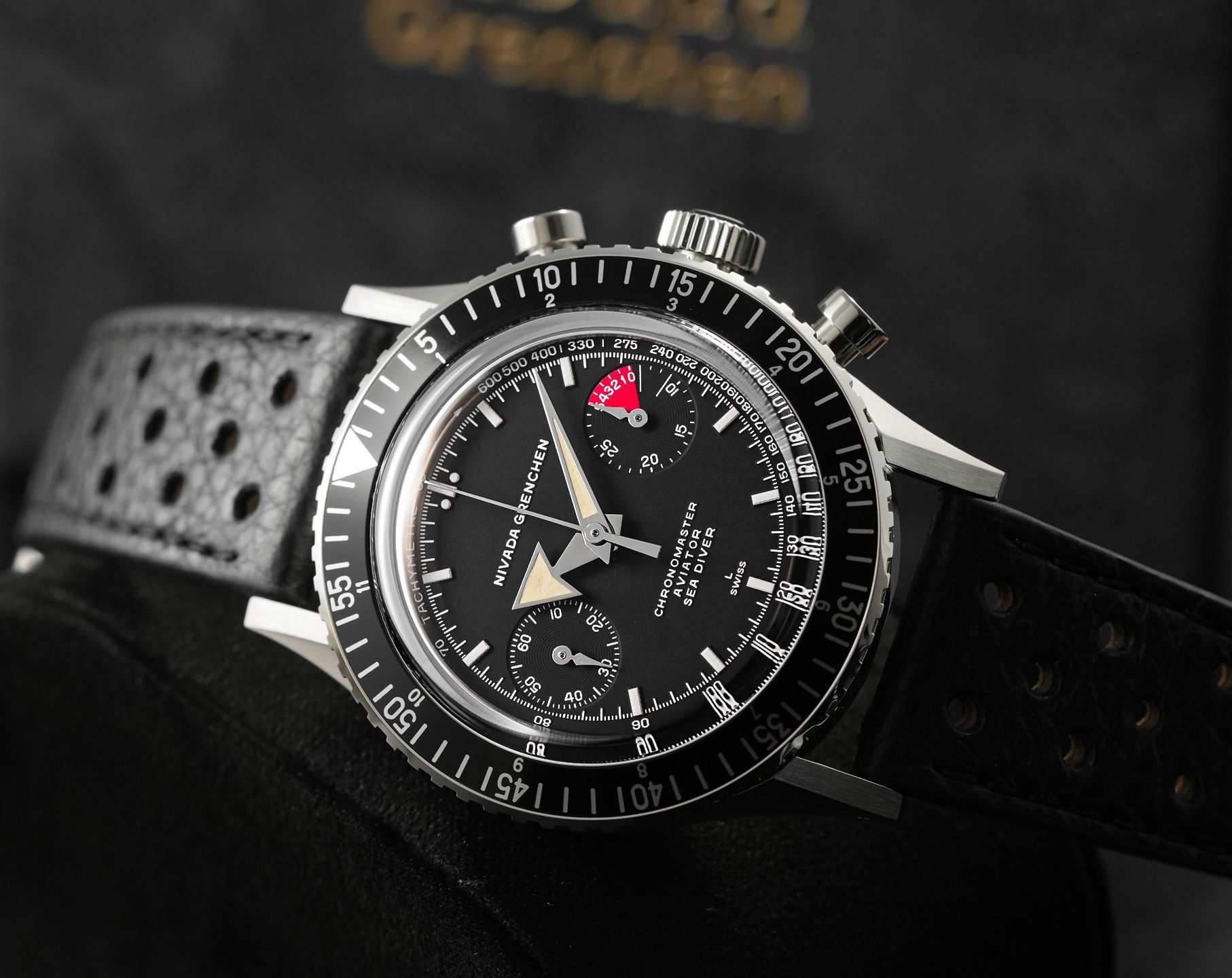 Nivada Grenchen Chronomaster  Black Dial 38 mm Manual Winding Watch For Men - 4