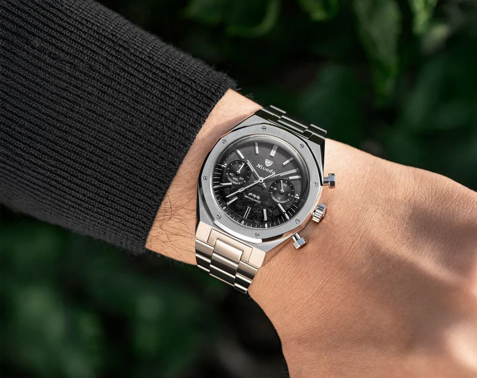 Nivada Grenchen F77 Quartz Watch | 68002Q77