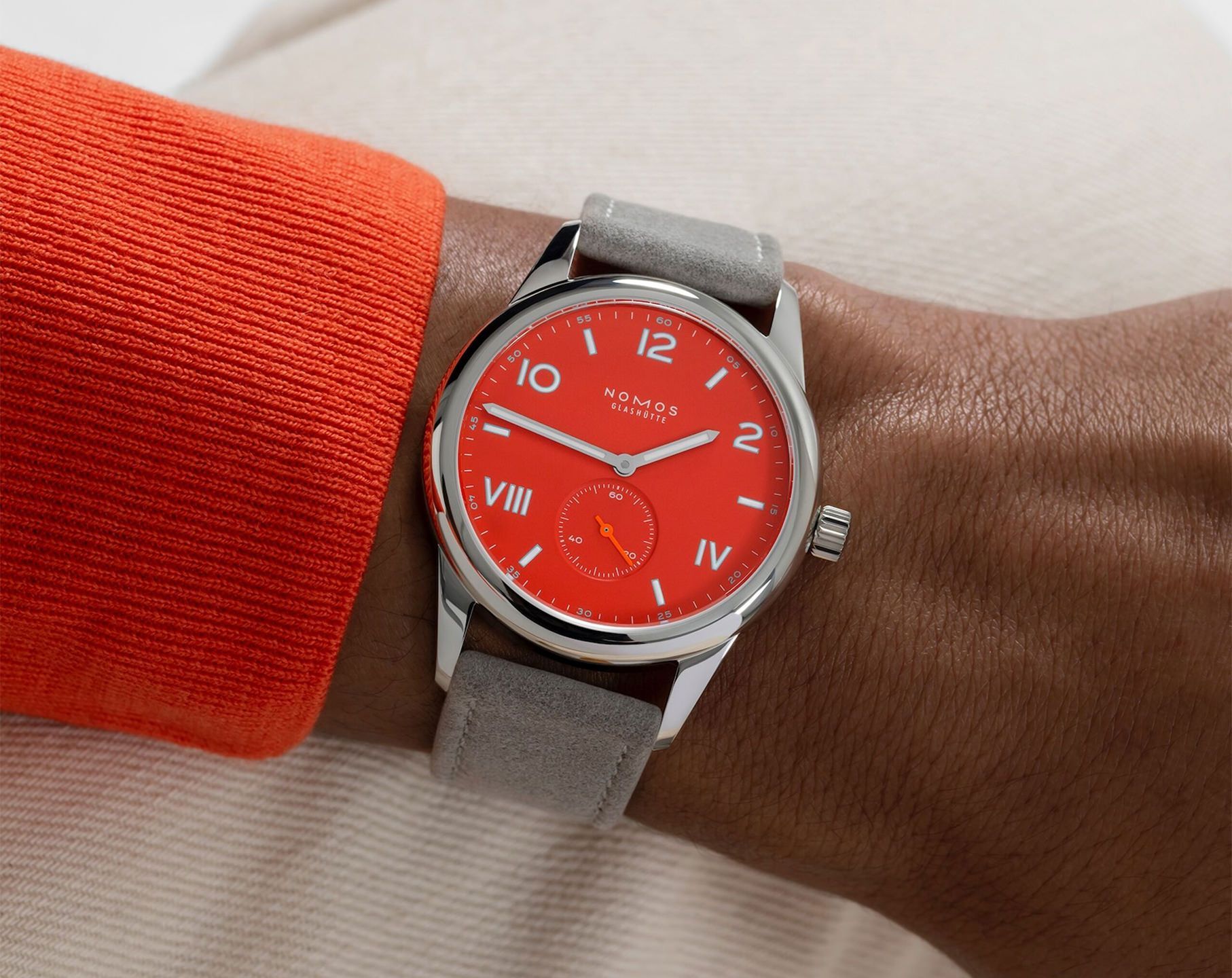 Nomos Glashutte Club  Red Dial 38.5 mm Manual Winding Watch For Unisex - 4
