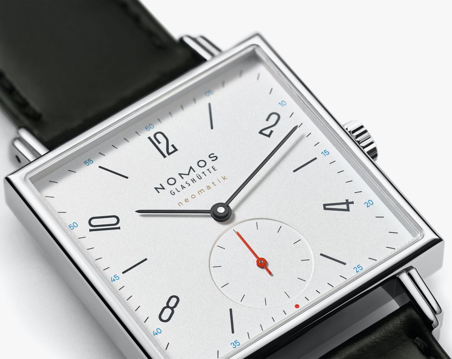 Nomos Glashutte Tetra  Silver Dial 33 mm Automatic Watch For Unisex - 4