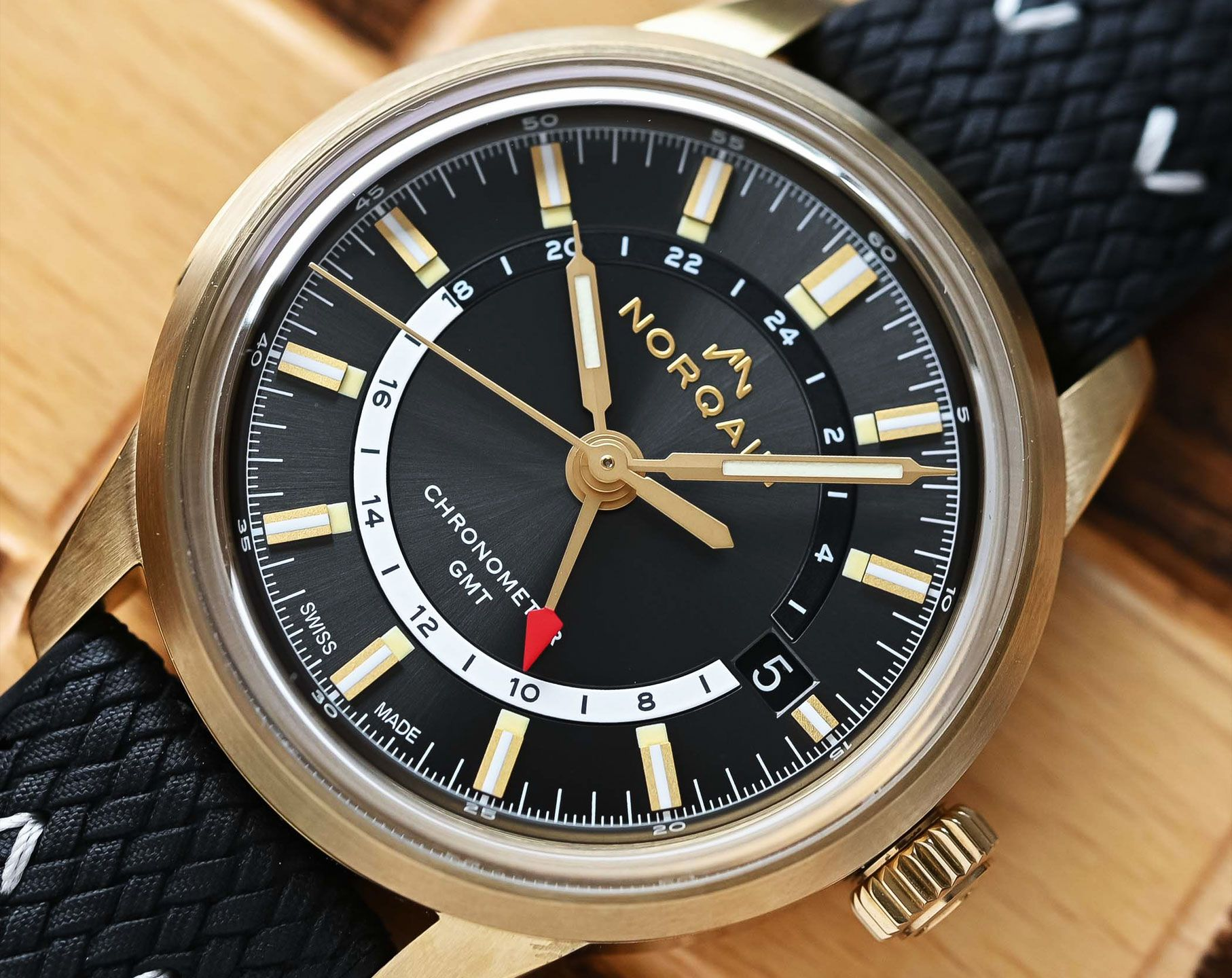NORQAIN Freedom Automatic Watch | NNZ2100ZLG/T215/20BPR.18Z