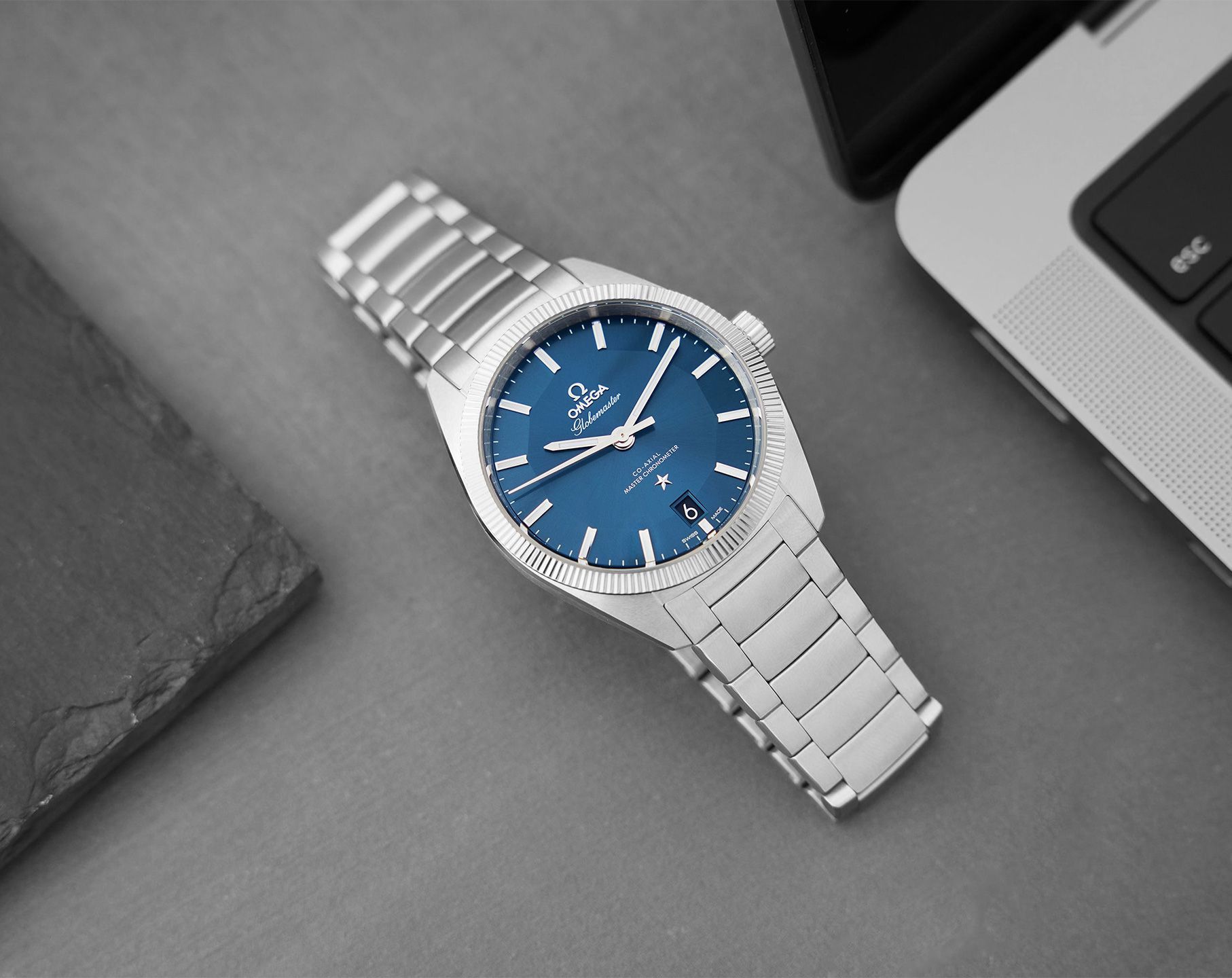 Omega Constellation Globemaster Blue Dial 39 mm Automatic Watch For Men - 2