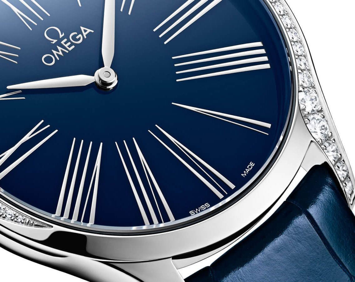 Omega De Ville Trésor Blue Dial 39 mm Quartz Watch For Women - 3
