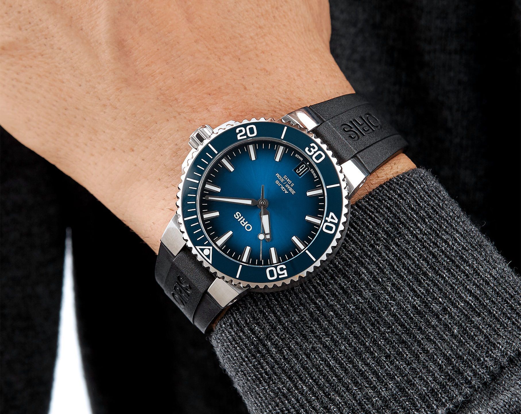 Oris Aquis Aquis Date Calibre 400 Blue Dial 41.5 mm Automatic Watch For Men - 5